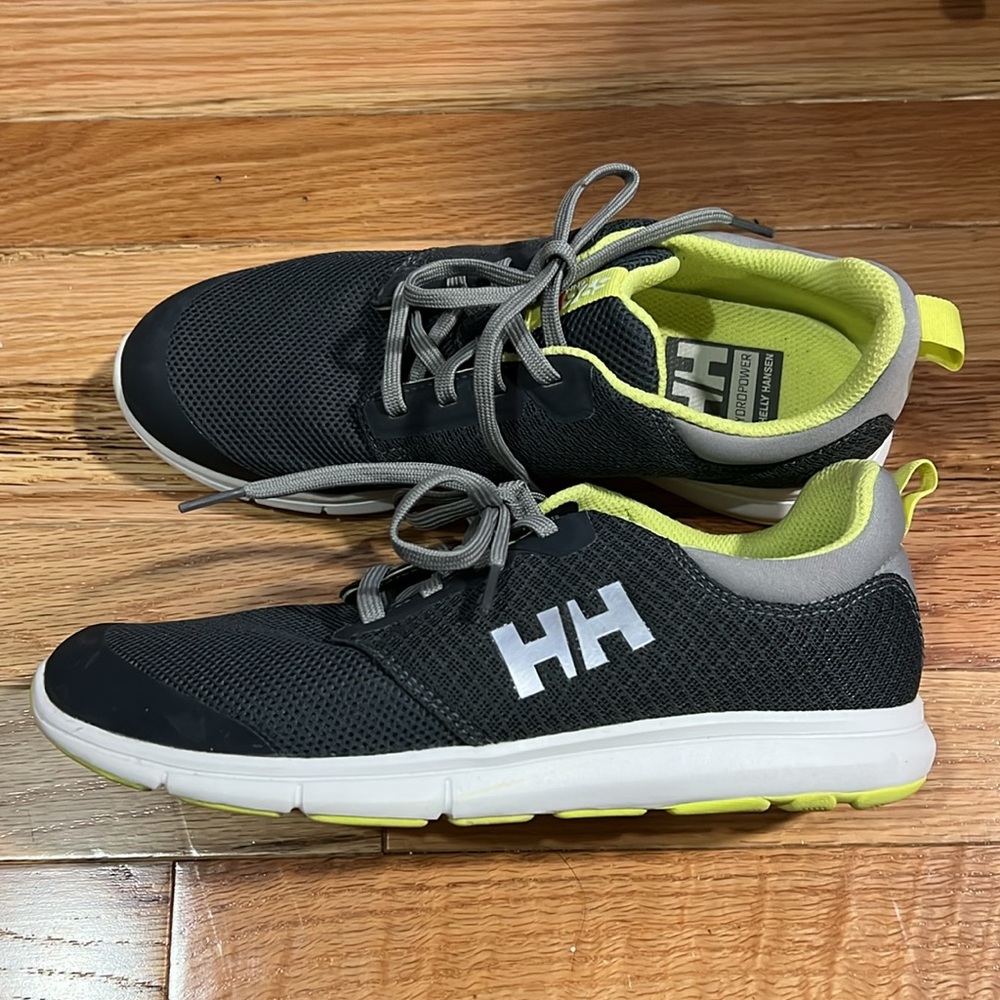 Helly Hanson • women’s shoes • size 8